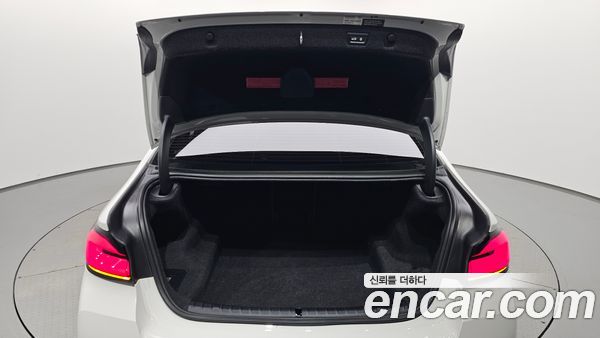 BMW 5 Series 2022, фото 34