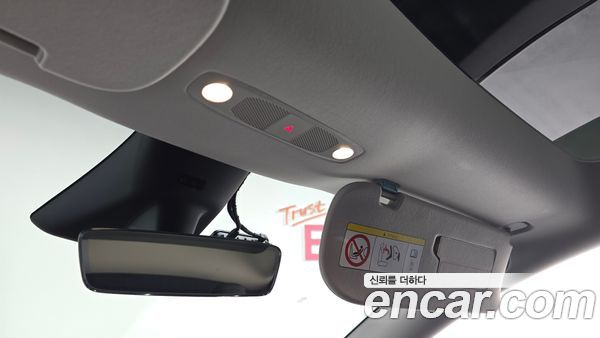Tesla Model Y 2025, фото 30