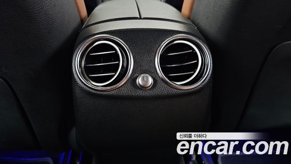 Mercedes-Benz GLC 2020, фото 31
