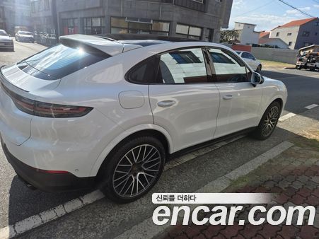 Porsche Cayenne 2022, фото 5