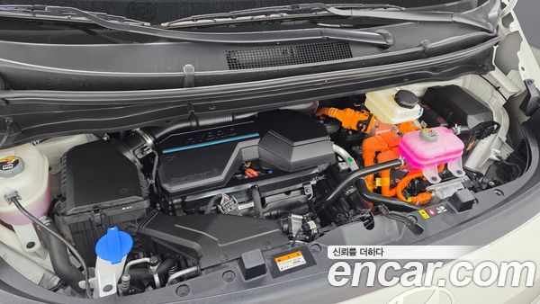 Hyundai Staria 2025, фото 6
