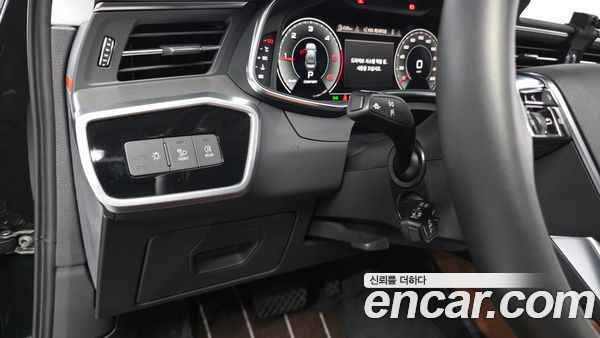 Audi A6 2022, фото 30