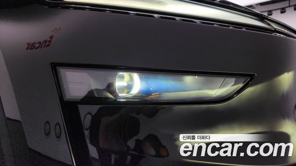 Tesla Model Y 2026, фото 8