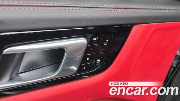 Porsche Cayenne 2020, фото 29