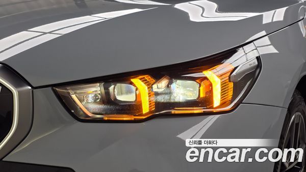 BMW 5 Series 2025, фото 8