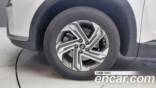 Hyundai Santa Fe 2023, фото 5