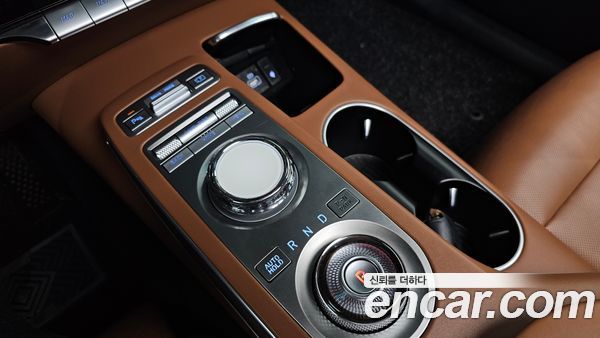 Genesis GV70 2021, фото 9