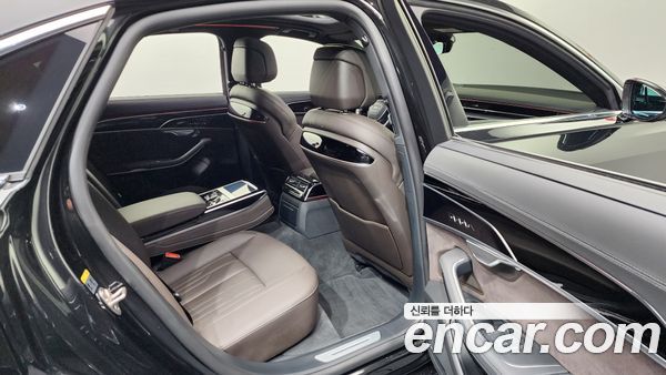 Audi A8 2023, фото 12