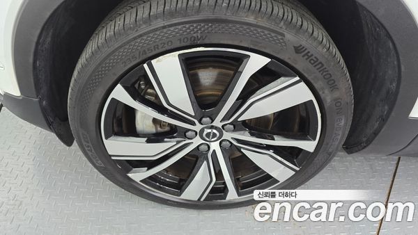 Volvo XC40 2022, фото 5