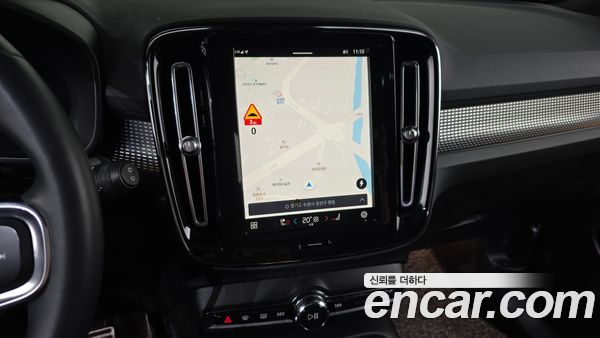 Volvo XC40 2022, фото 14