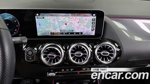 Mercedes-Benz GLA 2020, фото 14