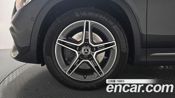 Mercedes-Benz GLA 2020, фото 4