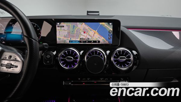 Mercedes-Benz GLA 2020, фото 13