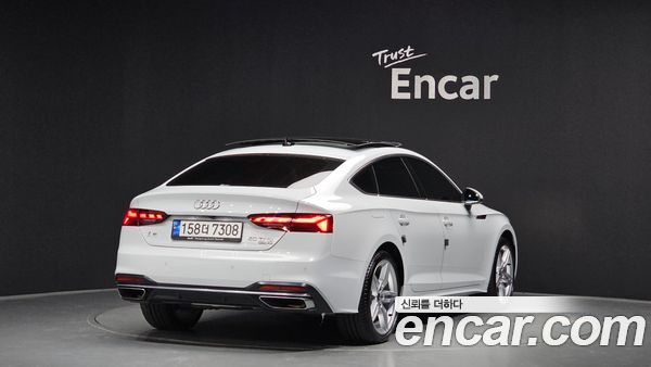 Audi A5 2023, фото 2