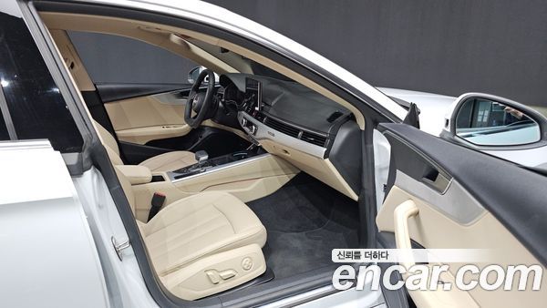Audi A5 2023, фото 10
