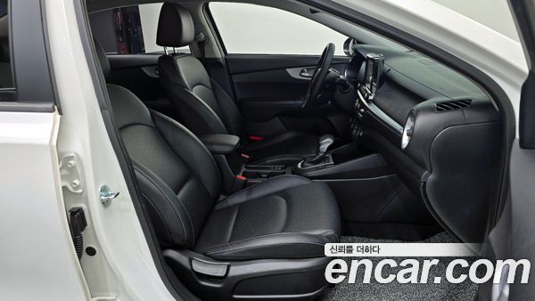 Kia K3 2022, фото 12