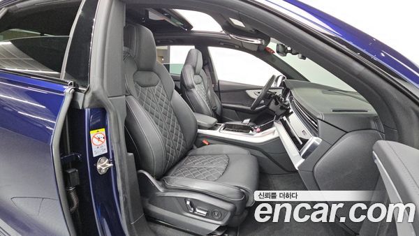 Audi Q8 2023, фото 11