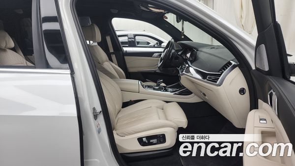 BMW X7 2022, фото 11