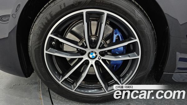 BMW 5 Series 2022, фото 5