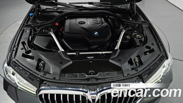 BMW 5 Series 2022, фото 6
