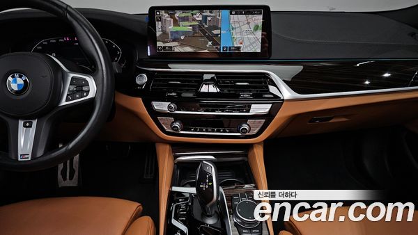BMW 5 Series 2022, фото 14