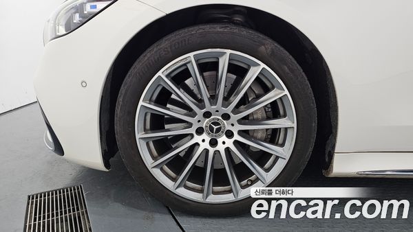 Mercedes-Benz S-Class 2023, фото 5
