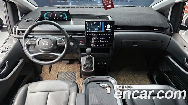 Hyundai Staria 2025, фото 7