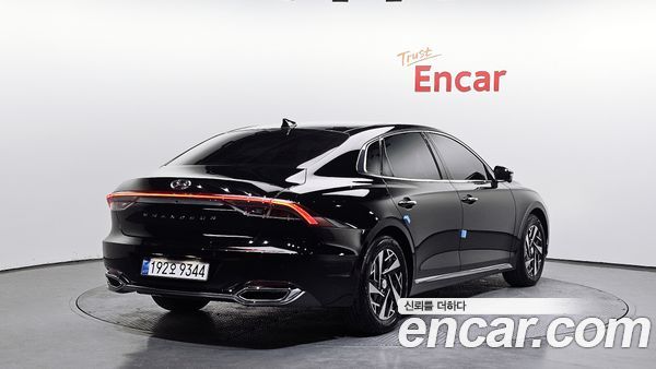 Hyundai Grandeur 2022, фото 2