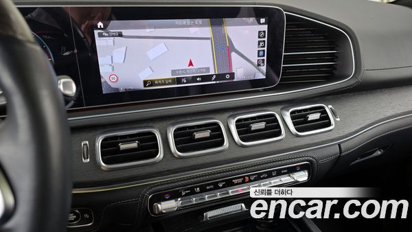 Mercedes-Benz GLS 2022, фото 14