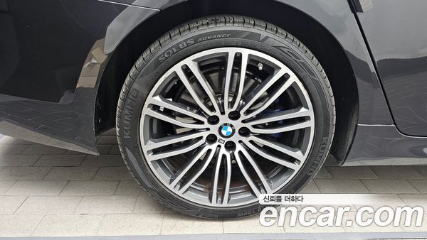 BMW 5 Series 2020, фото 5