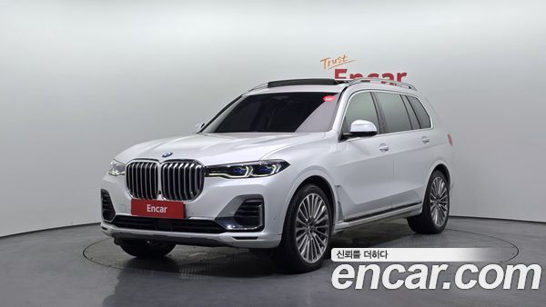 BMW X7 2021