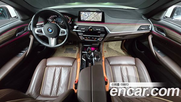 BMW 5 Series 2020, фото 7