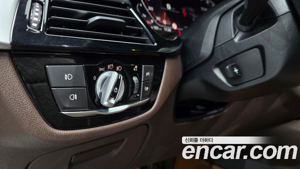 BMW 5 Series 2020, фото 14