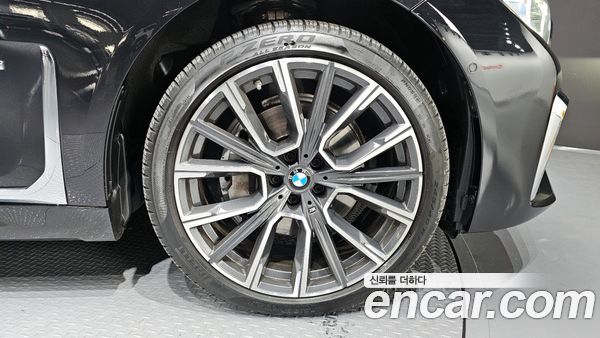 BMW 7 Series 2021, фото 5