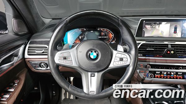 BMW 7 Series 2021, фото 14
