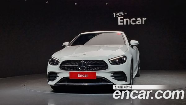 Mercedes-Benz E-Class 2021, фото 3