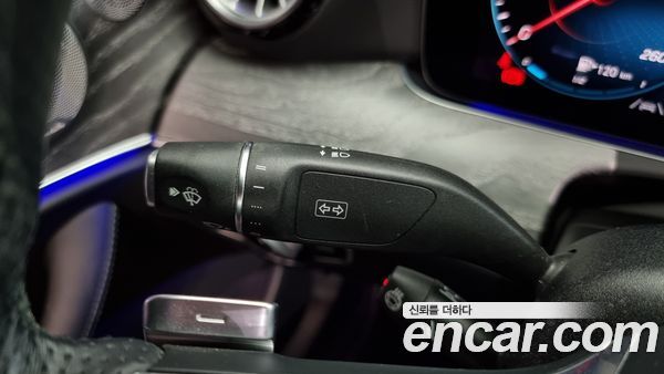 Mercedes-Benz E-Class 2021, фото 17