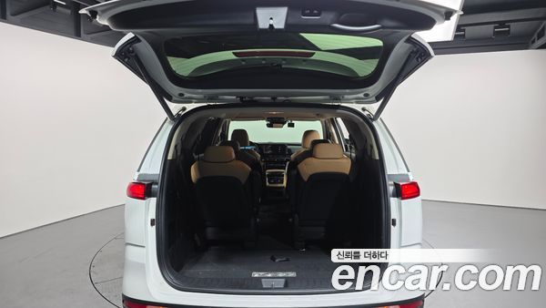 Kia Carnival 2021, фото 20