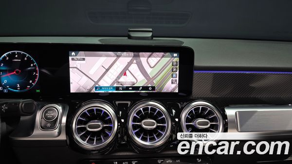 Mercedes-Benz GLB 2021, фото 14
