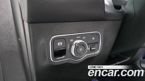 Mercedes-Benz GLB 2021, фото 18