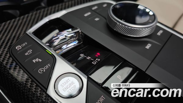 BMW 3 Series 2025, фото 8