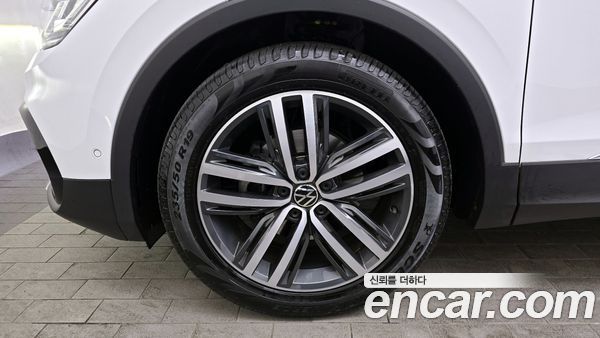 Volkswagen Tiguan 2024, фото 5