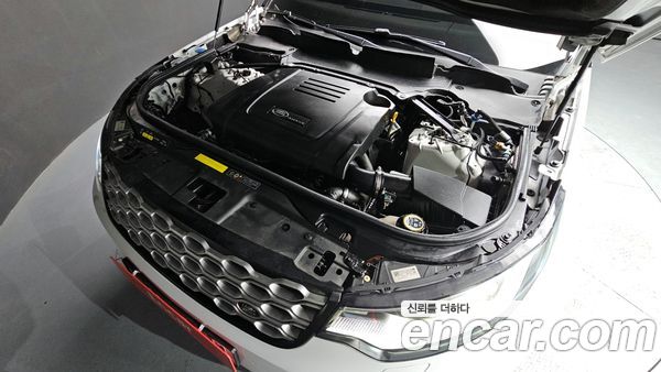 Land Rover Discovery 2023, фото 6
