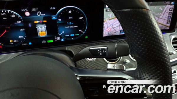 Mercedes-Benz E-Class 2021, фото 9