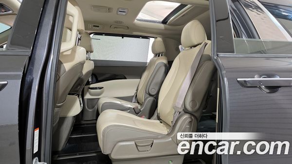 Kia Carnival 2023, фото 12