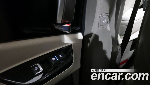 Kia Carnival 2023, фото 18