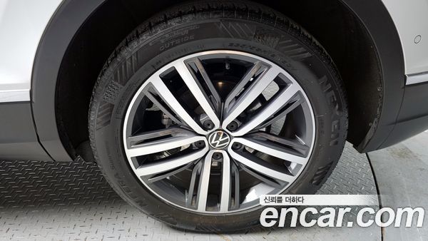 Volkswagen Tiguan 2021, фото 5