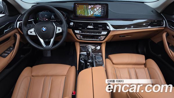 BMW 5 Series 2023, фото 7