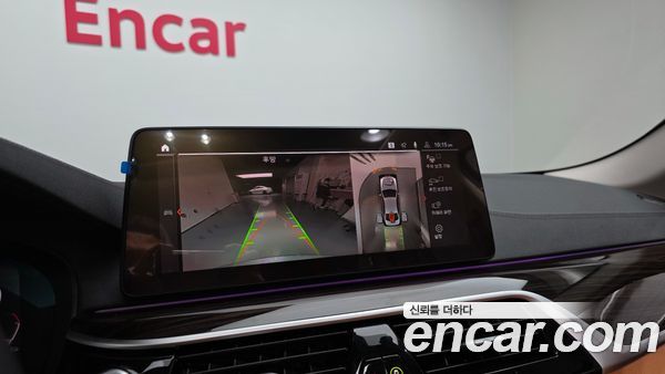 BMW 5 Series 2023, фото 15