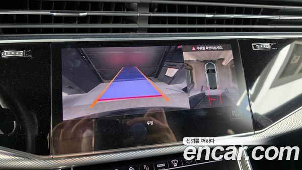 Audi Q8 2021, фото 15